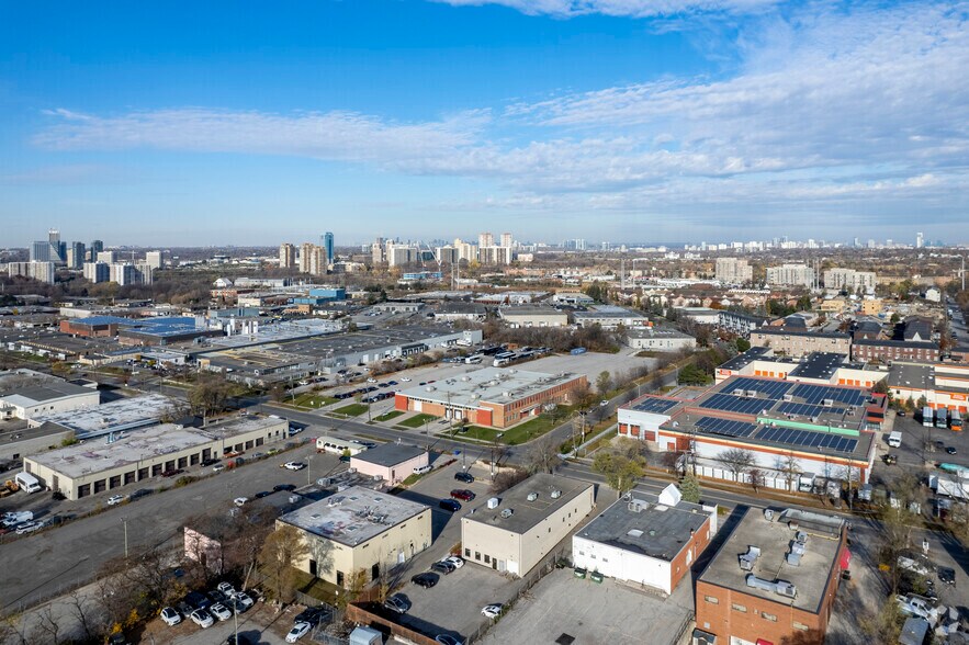 More Photos Of 71 Sunrise Ave, Toronto Warehouse For Lease
