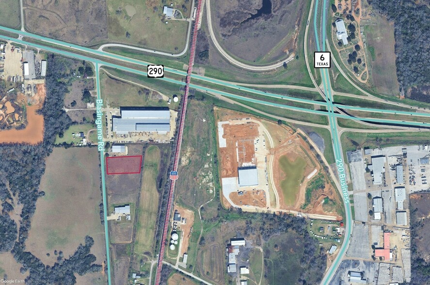 More Photos Of 880 Blasingame Road, Hempstead Industrial For Lease