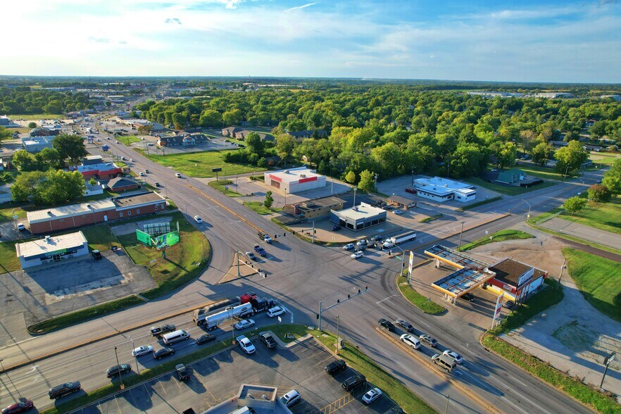 More Photos Of 700 S Limit Ave, Sedalia Medical For Lease