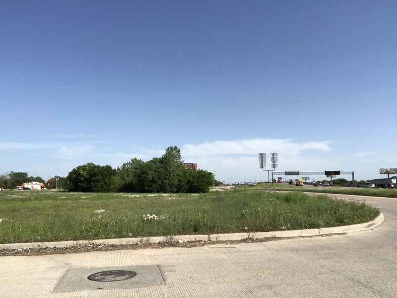 More Photos Of North Ih-35 @ E CREST, Lacy-Lakeview Land For Sale