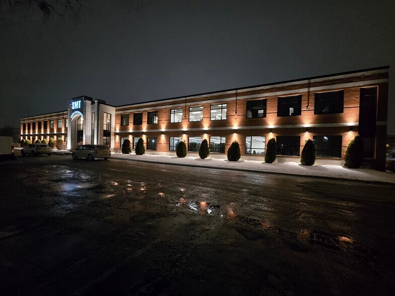 More Photos Of 2222 Boul Dagenais O, Laval Light Distribution For Sale