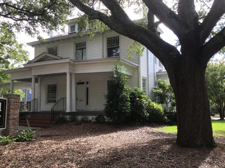 More Photos Of 509 Nash St W, Wilson Loft Creative Space For Sale