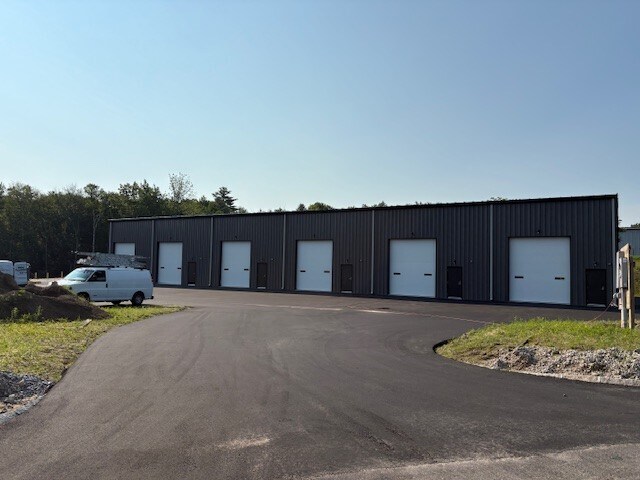 More Photos Of 5 Crane Way, Hooksett Industrial For Sale