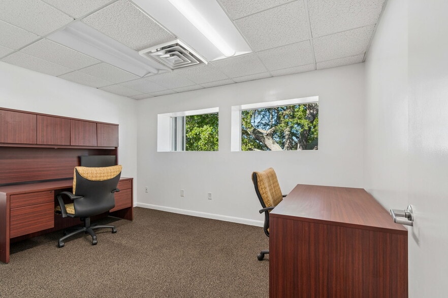 More Photos Of 1453 S Martin Luther King Jr Ave, Clearwater Warehouse For Sale