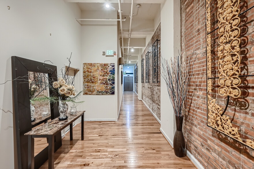 More Photos Of 311-313 W Baltimore St, Baltimore Apartments For Sale