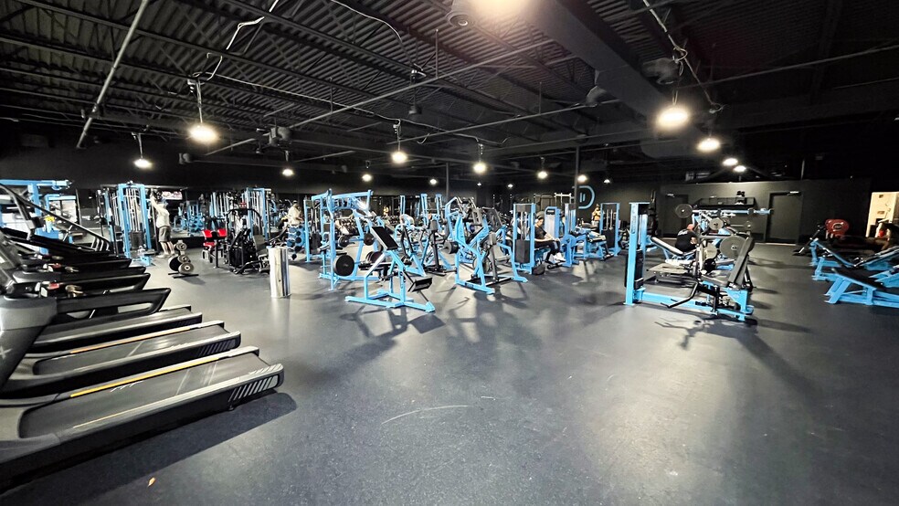 More Photos Of 343-351 State Route 34, Matawan Unknown For Lease