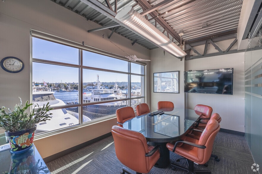 More Photos Of 2284-2360 W Commodore Way, Seattle Office For Lease
