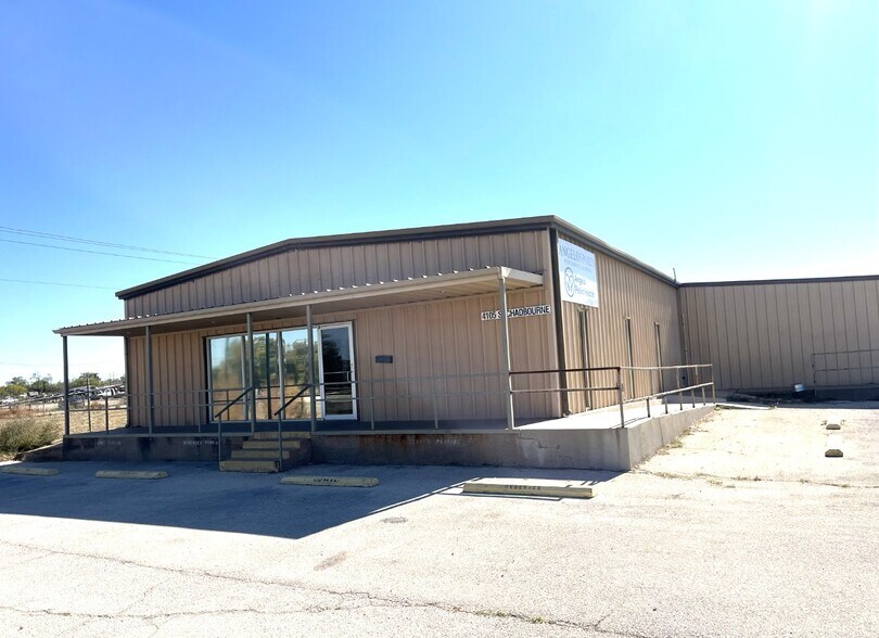 Primary Photo Of 4105 S Chadbourne St, San Angelo Warehouse For Lease