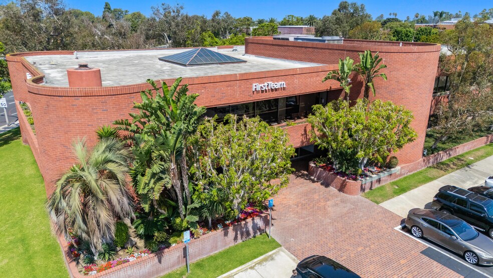 More Photos Of 4 Corporate Plaza Dr, Newport Beach Office For Lease