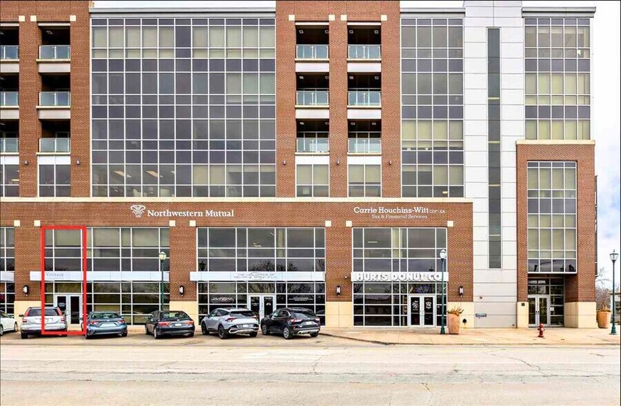 More Photos Of 1301-1303 5th St, Coralville Office For Lease