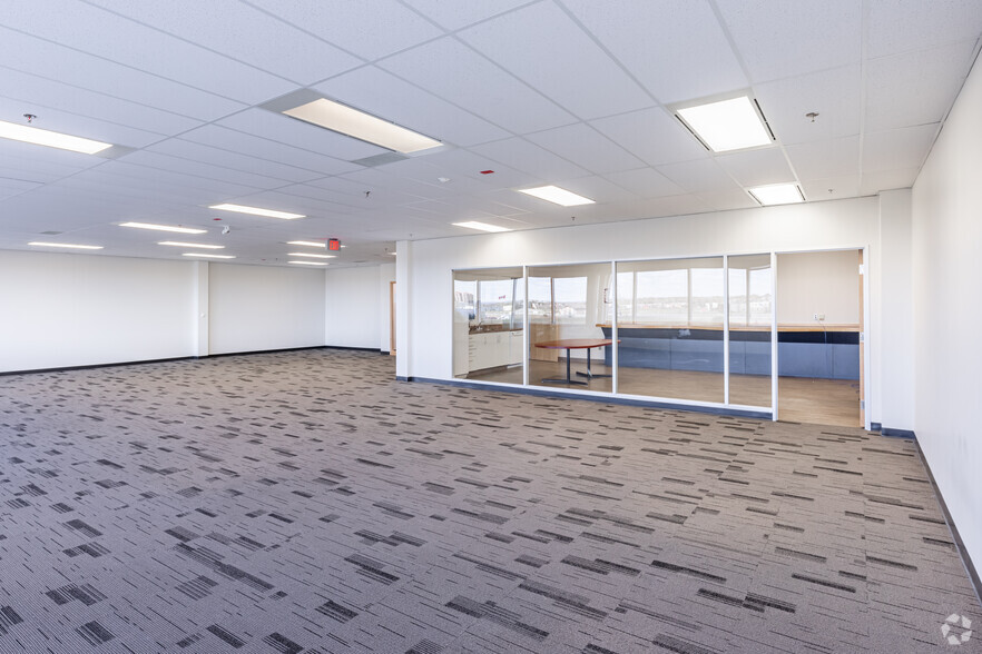 More Photos Of 750 Palladium Dr, Ottawa Office For Lease