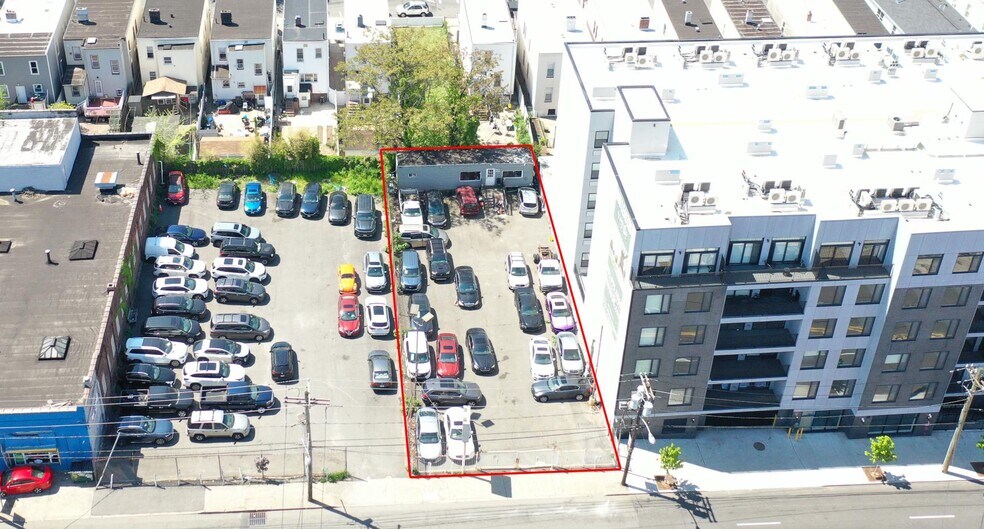 Primary Photo Of 847 Communipaw Ave, Jersey City Land For Lease