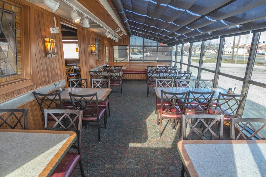 More Photos Of 3161 Teal Rd, Lafayette Restaurant For Lease