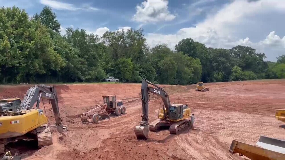 More Photos Of 2515 Statesville Rd, North Wilkesboro Land For Sale