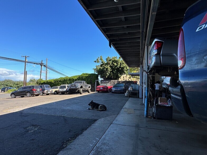 More Photos Of 3135 Lower Kula Rd, Kula Storefront Retail Office For Sale