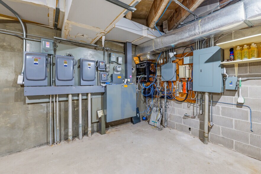 More Photos Of 125 Watson St, Ripon General Retail For Sale