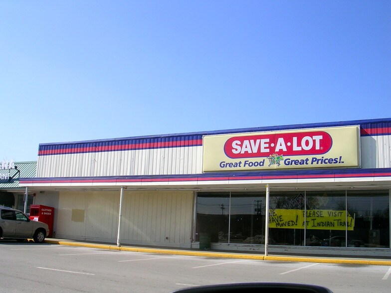 More Photos Of 5007-5047 Preston Hwy, Louisville Storefront For Lease