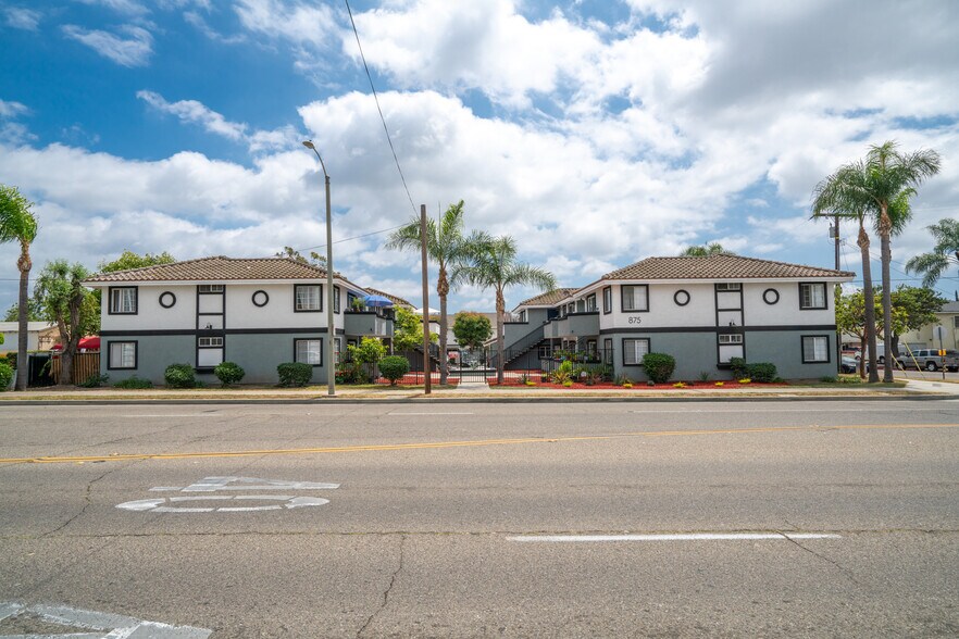 Primary Photo Of 875 N Olive St, Orange Apartments For Sale