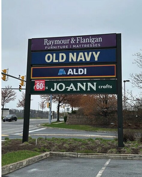 More Photos Of 1075 Woodland Rd, Reading General Retail For Sale