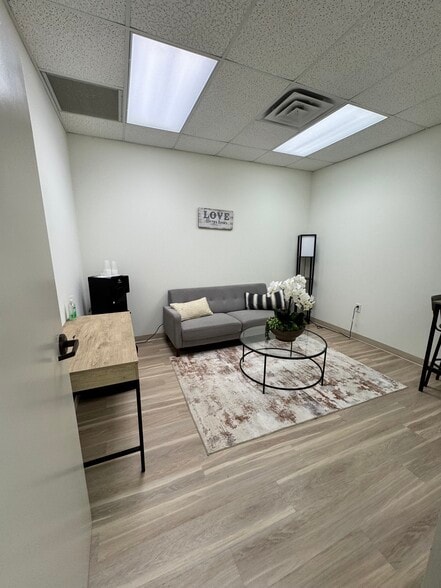 More Photos Of 2274 Azalea Dr, Lawrenceville Office For Lease