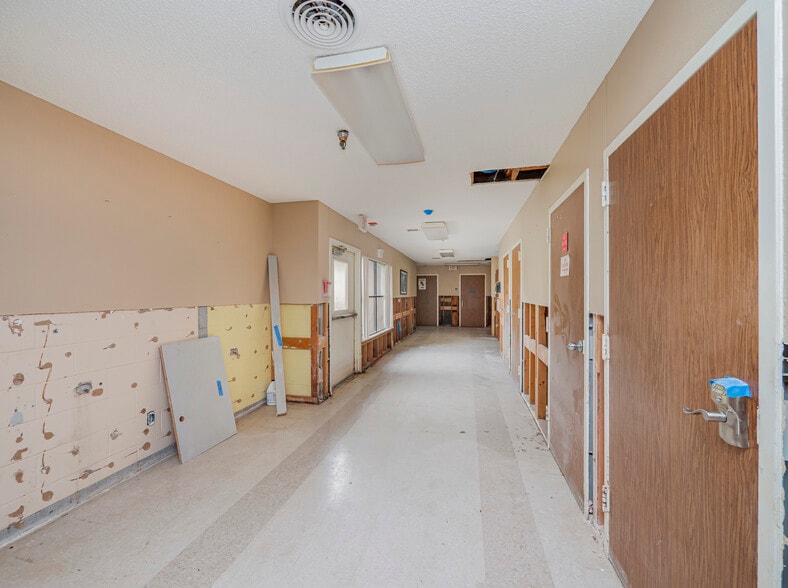 More Photos Of 700 Dyer St, Rockdale Healthcare For Sale