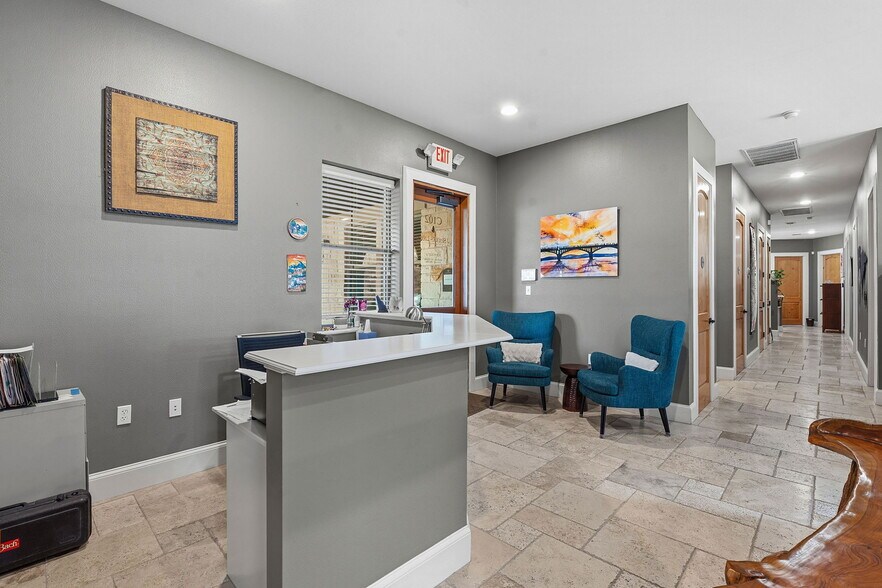 More Photos Of 5901 Old Fredericksburg Rd, Austin Office For Sale