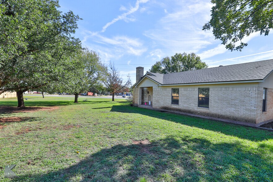 More Photos Of 5550 US-277 S., Abilene Specialty For Sale