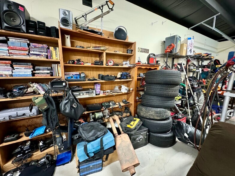 More Photos Of 300 W Broadway St, Morrilton Storefront For Sale