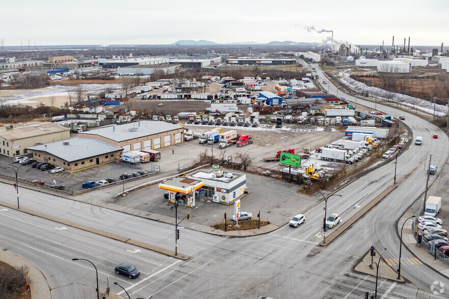 More Photos Of 10750 Boul Henri-Bourassa E, Montréal Service Station For Sale