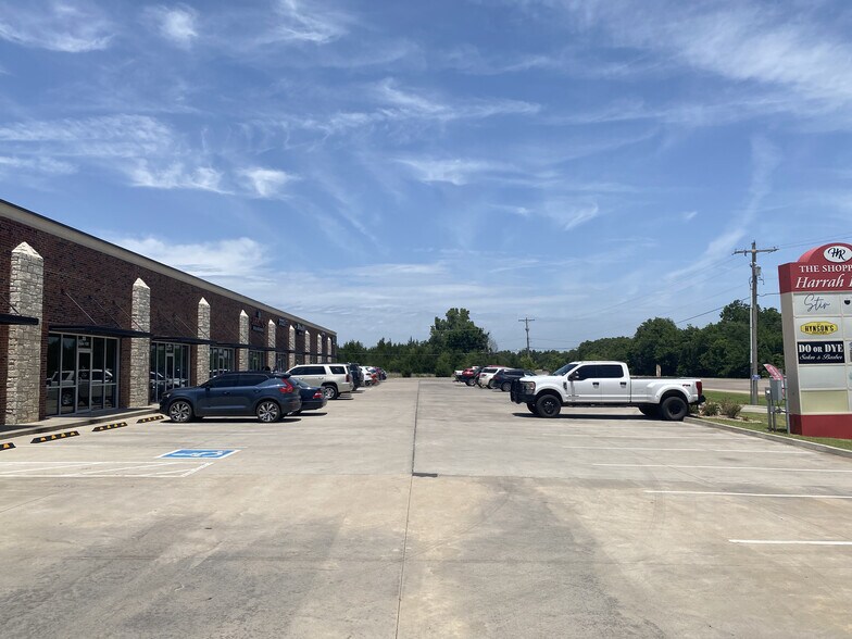 More Photos Of 251 S Harrah Rd, Harrah Freestanding For Lease