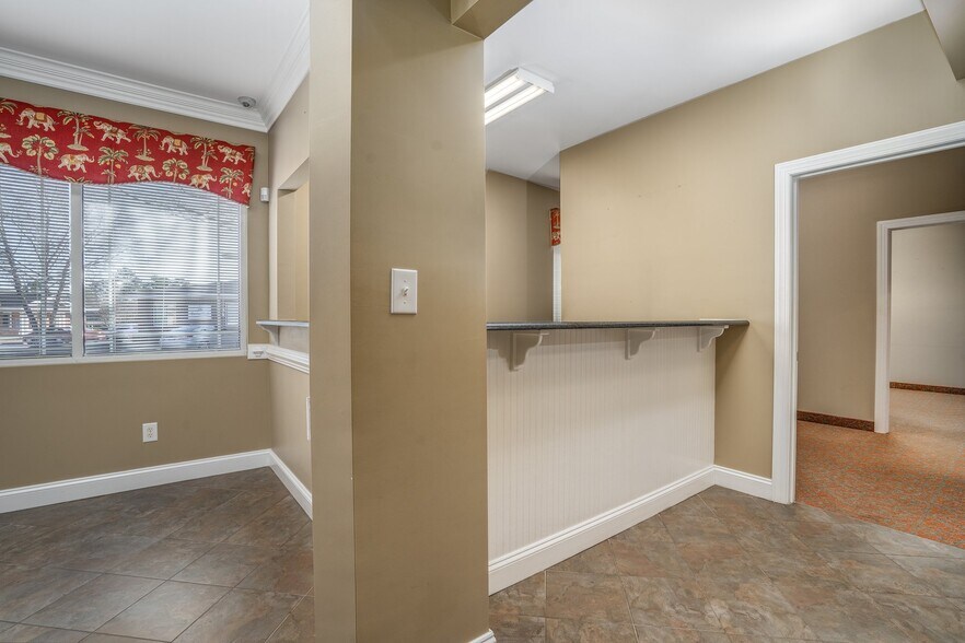 More Photos Of 4025 Capital Dr, Rocky Mount Office For Sale