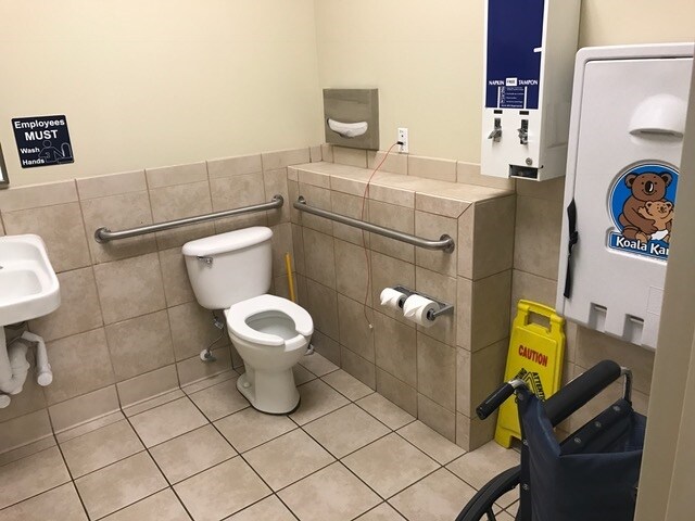 More Photos Of 6937 Medical View Ln, Zephyrhills Medical For Lease