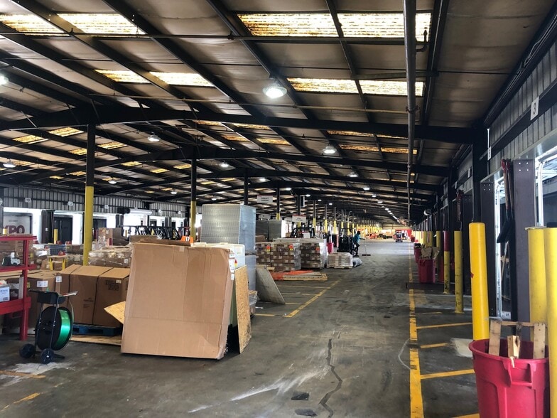 More Photos Of 3275 Moreland Ave, Conley Truck Terminal For Lease