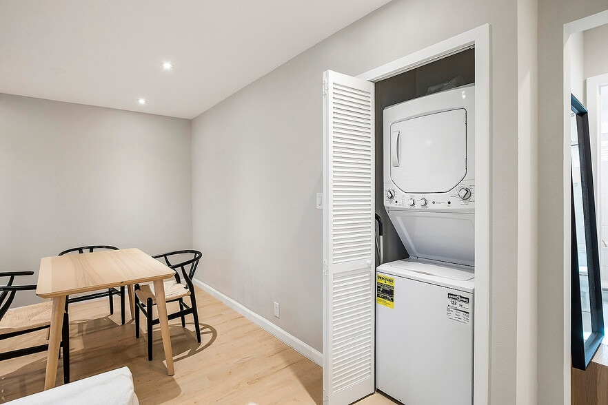More Photos Of 1015 N Vista St, West Hollywood Apartments For Sale
