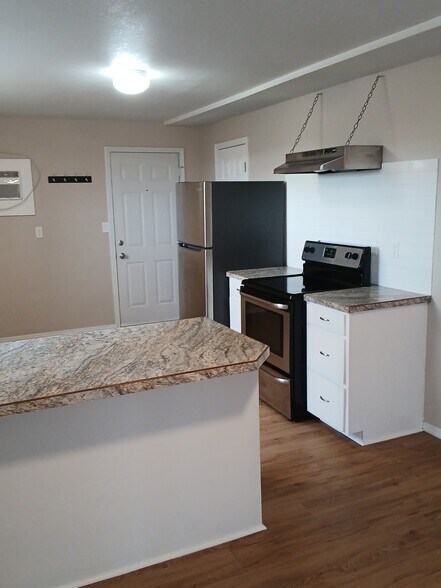 More Photos Of 1754 Kimberly Dr, Klamath Falls Multifamily For Sale