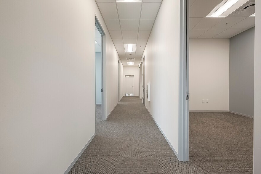 More Photos Of 13930 Journey Rd, Houston Warehouse For Sale
