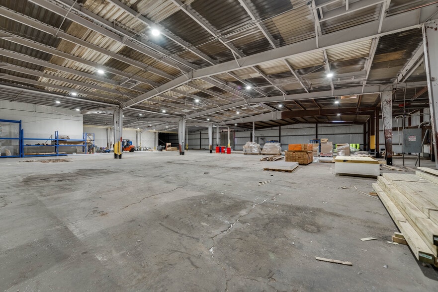 More Photos Of 2400 Steven Rd, Odessa Warehouse For Sale