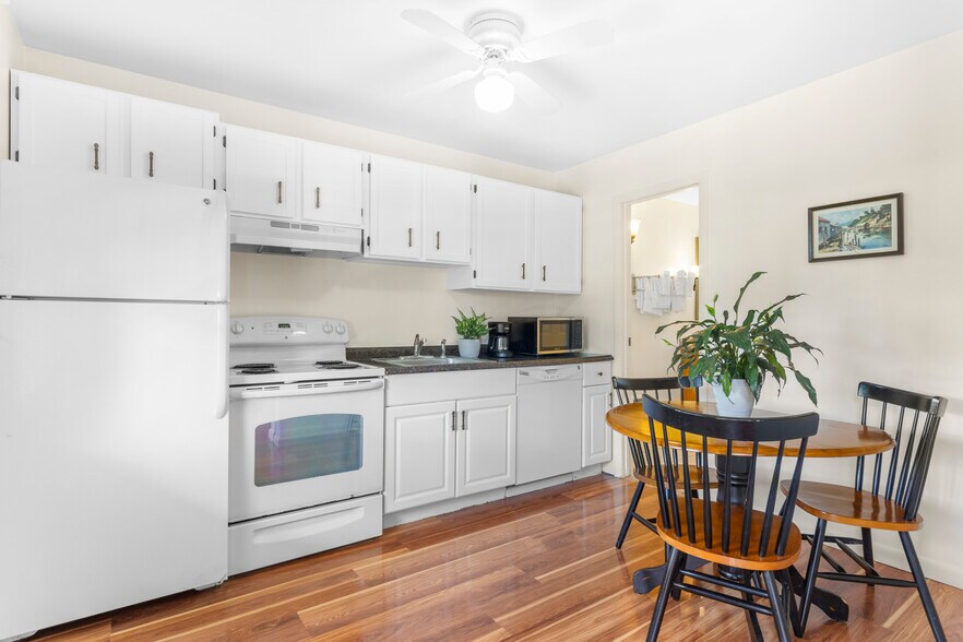 More Photos Of 3093 US Highway 9, Valatie Apartments For Sale
