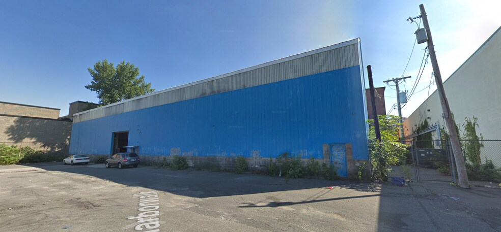 More Photos Of 276 Border St, Boston Freestanding For Sale