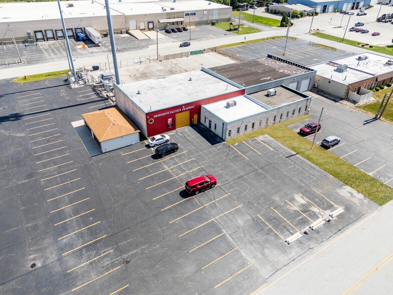 More Photos Of 17143 Westview Ave, Thornton Industrial For Sale