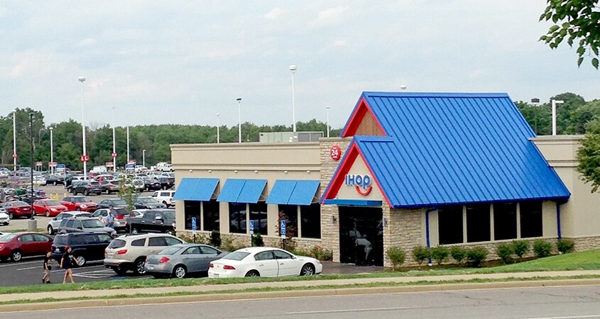 More Photos Of 2190 Walker Lake Rd, Ontario Restaurant For Lease