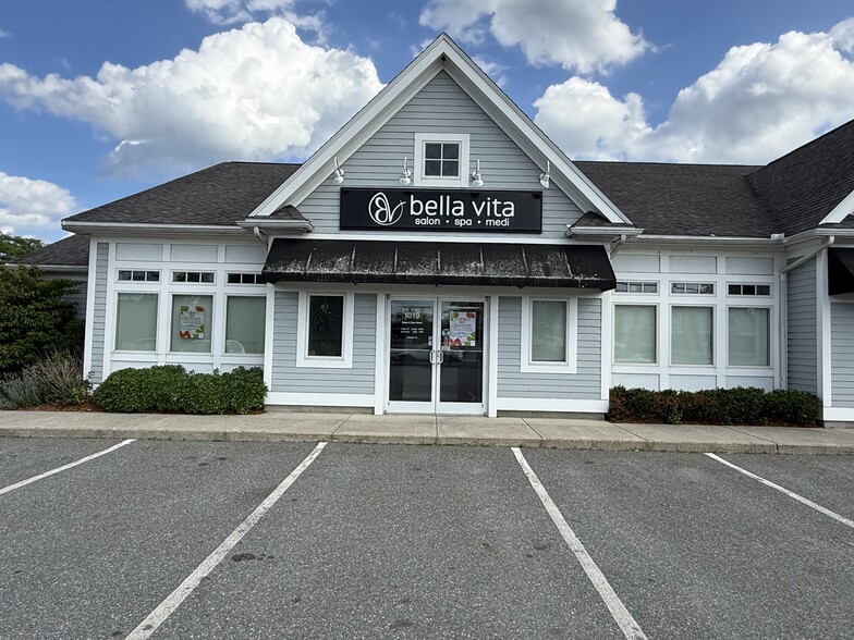 Primary Photo Of 1005-1025 Osgood St, North Andover Storefront Retail Office For Sale