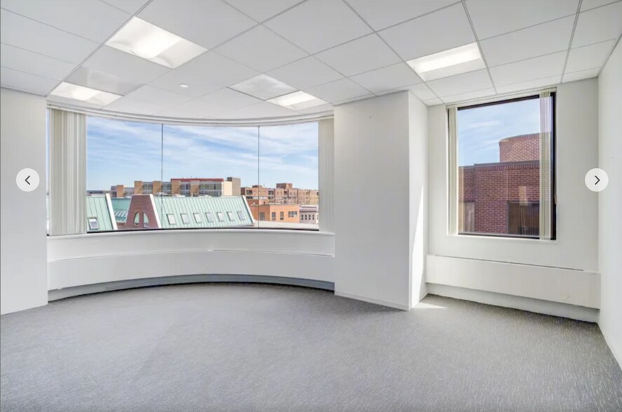 More Photos Of 1680 Duke St, Alexandria Office For Lease