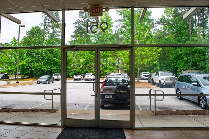 More Photos Of 951 Heather Park Dr, Garner Office For Lease