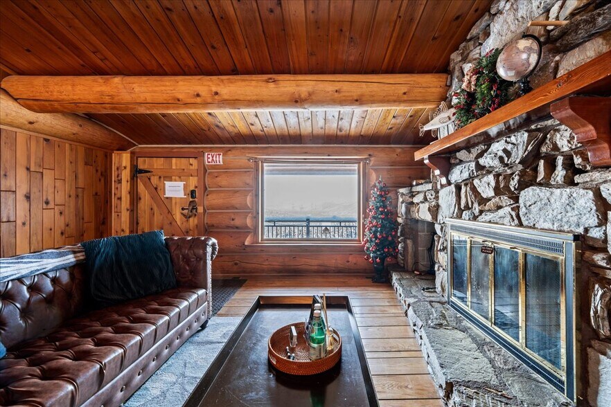 More Photos Of 1110 John Kalinas Rd, Fairbanks Hotel For Sale