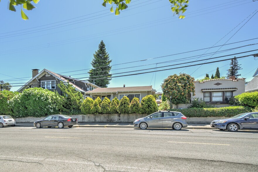 More Photos Of 2-10 7th St, Petaluma Apartments For Sale