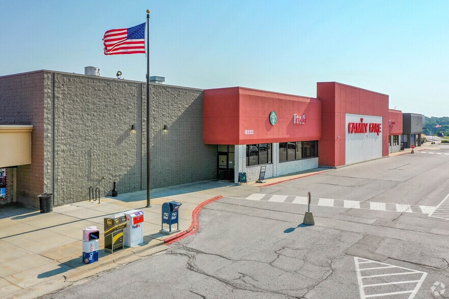 More Photos Of 14404-14630 W Center Rd, Omaha Unknown For Lease