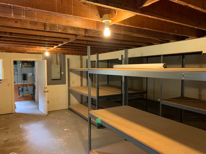 More Photos Of 22 Kent Road, Cornwall Bridge Loft Creative Space For Sale