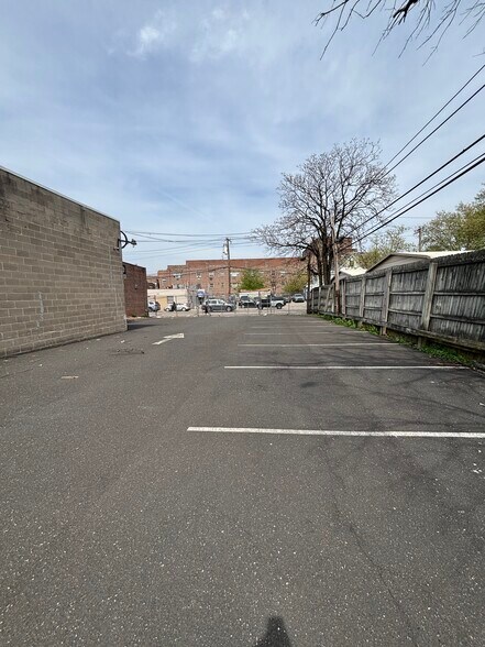 More Photos Of 7119 Rising Sun Ave, Philadelphia Freestanding For Sale