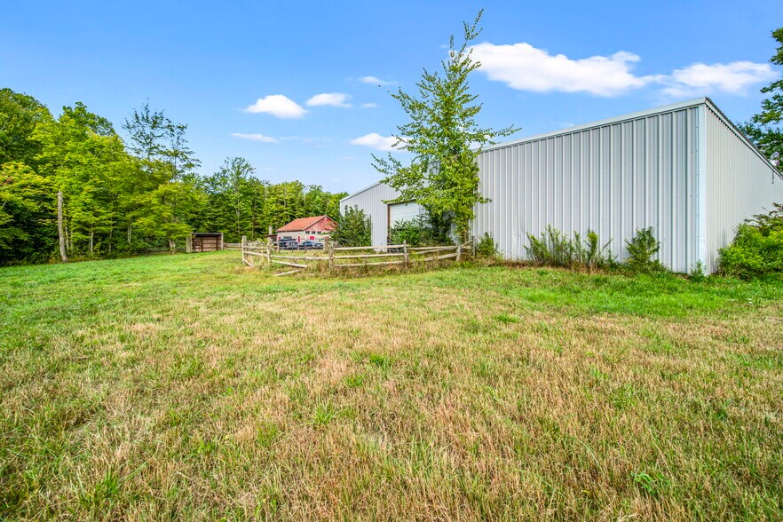 More Photos Of 6600 Vrooman Rd, Painesville Horse Stables For Sale